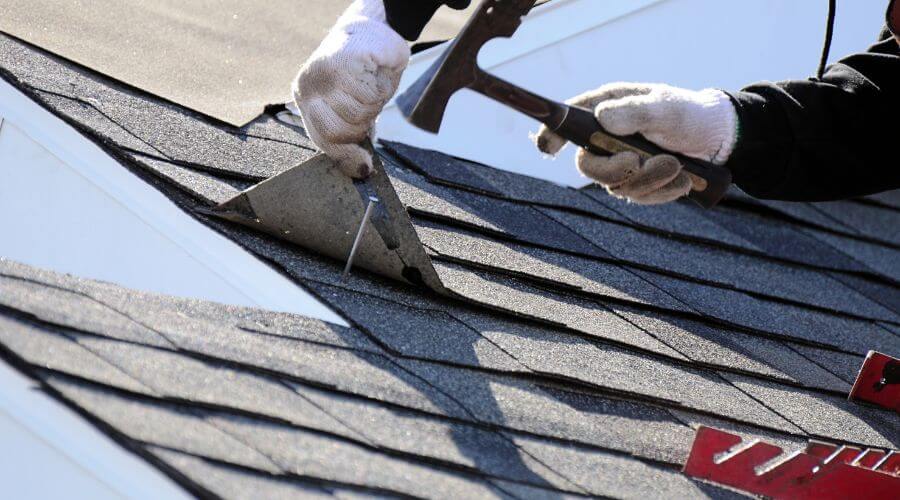 Professional gutter cleaning in West Hickory, PA